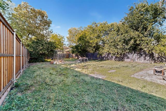 Building Photo - 5645 Santa Fe Ave