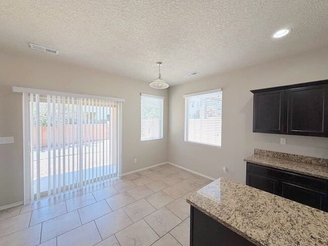 Building Photo - Beautiful 3-Bedroom Home in Tierra Oeste near Ladera/Unser. Refrigerated Air!