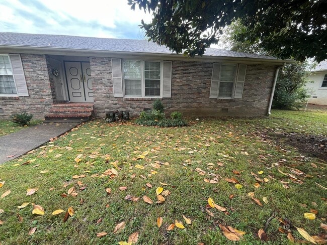 Primary Photo - 507 Castle Heights Ave