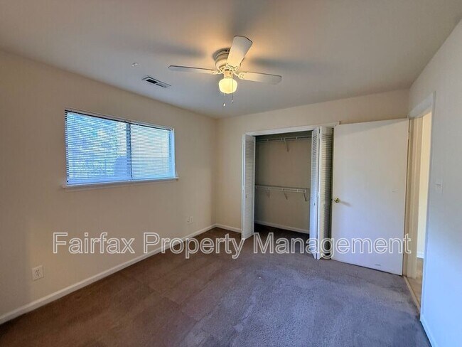 Building Photo - 1309 Hudson Ave