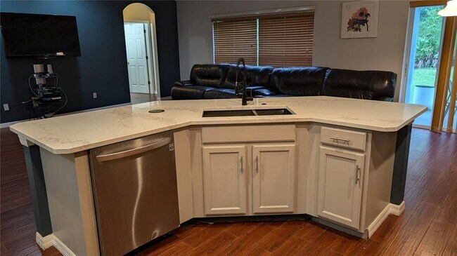 Building Photo - 4854 Native Dancer Ln