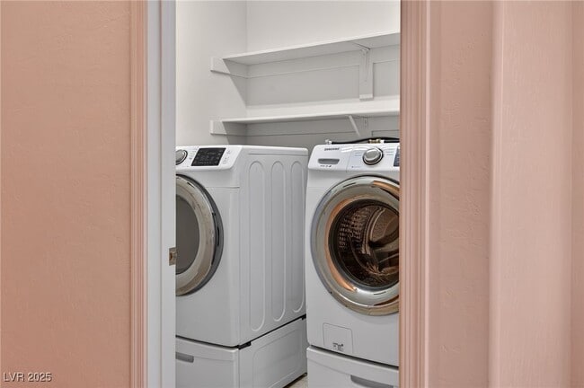 Building Photo - 8113 Celina Hills St