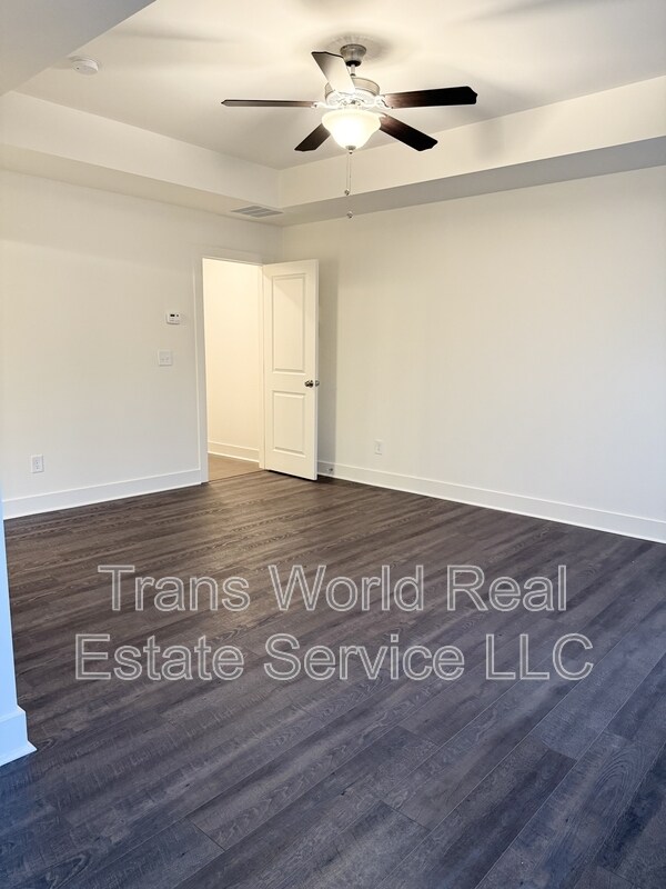 Building Photo - 59 Auburn Valley Way