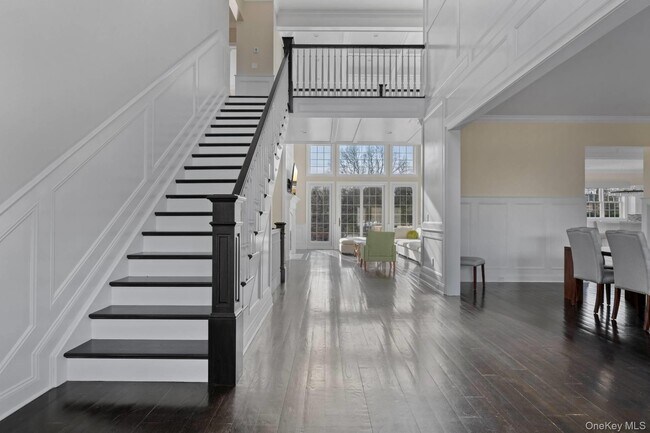 Building Photo - 490 Montauk Hwy