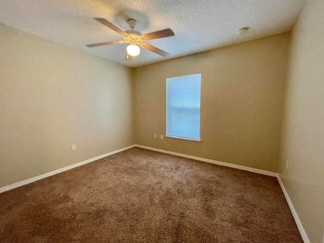 Building Photo - 1129 Sea Eagle Ave
