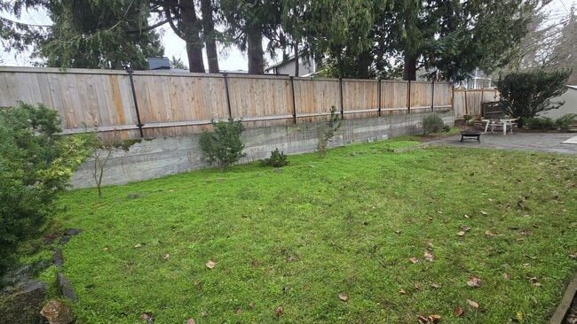 Building Photo - 6546 25th Ave NE