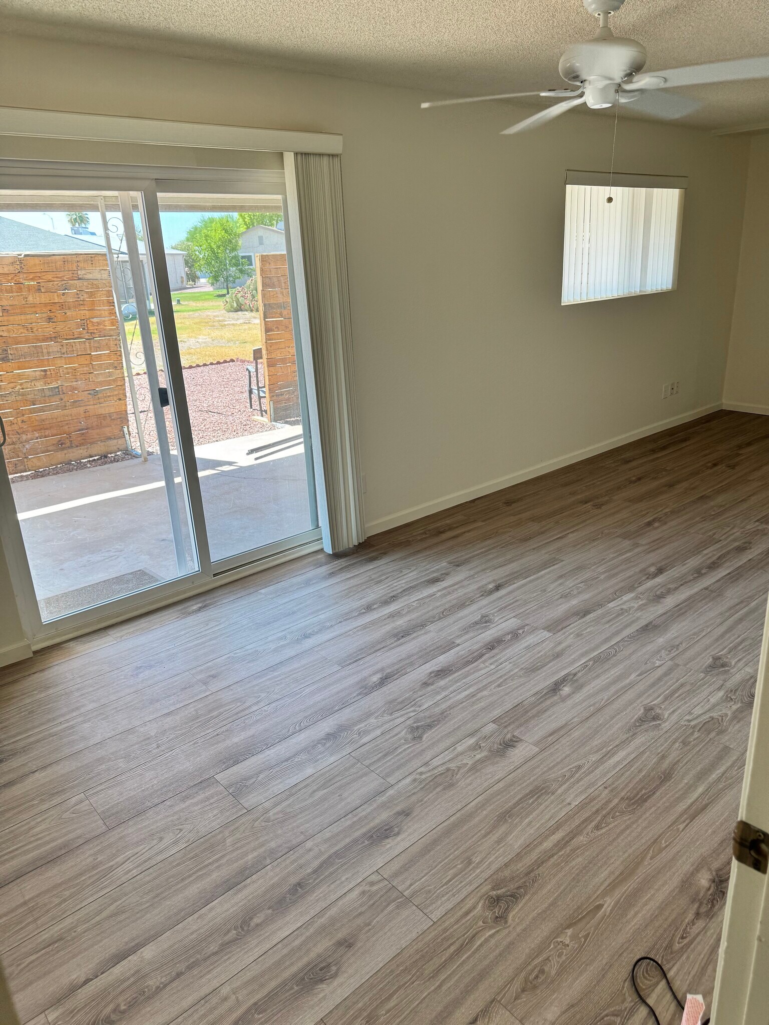 2nd bedroom - 10118 N 96th Ave