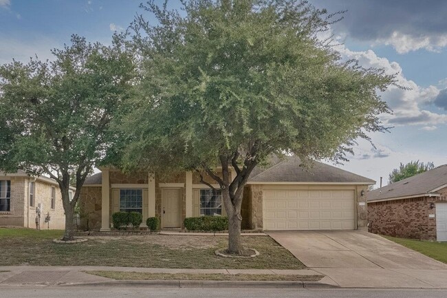 Building Photo - 1313 Honey Blossom Dr