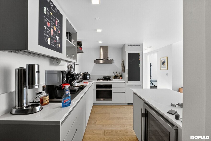 Building Photo - 1545 Pine St