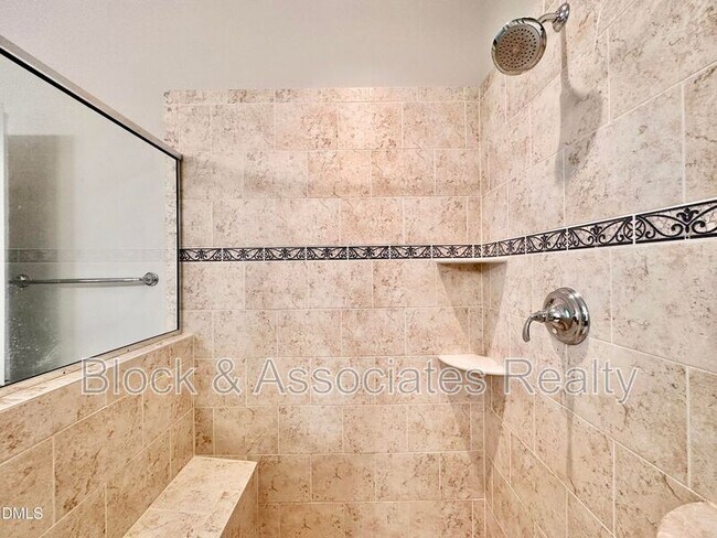 Building Photo - 10520 Sablewood Dr