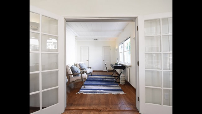 Building Photo - Beautiful single family home in Upper Holl...
