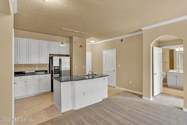 Building Photo - 8539 Gate Pkwy W