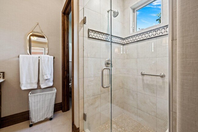 Building Photo - 75741 Via Stia