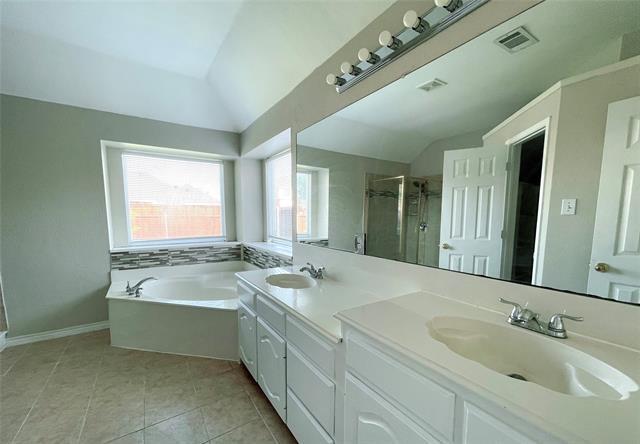 Building Photo - 1510 Scottsman Dr