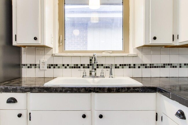 Building Photo - 2929 N Utah Ave