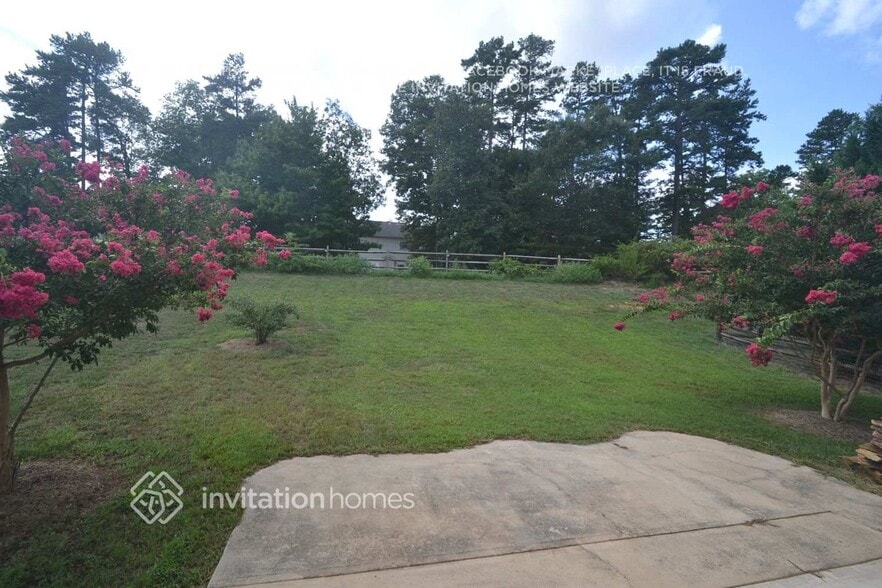 Building Photo - 3013 Saphire Ln