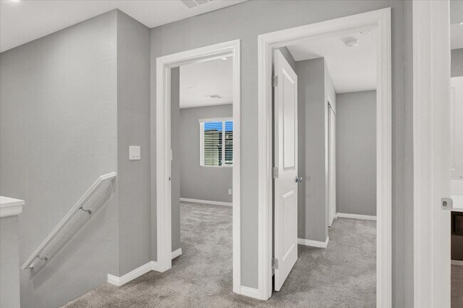 Building Photo - 502 Sonoma Range St