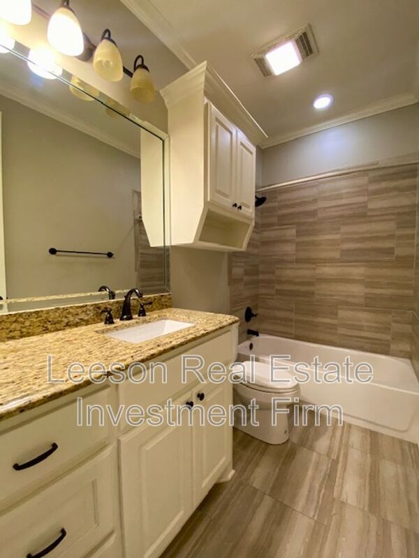 Building Photo - 15 Rescue Hill Cir