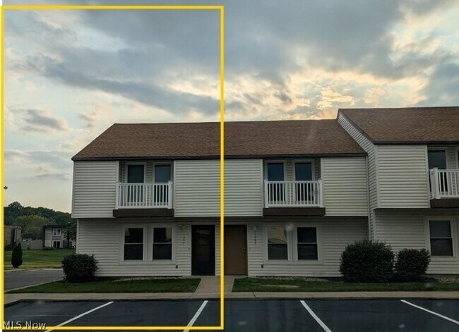 Building Photo - 1565 Whitehall Blvd
