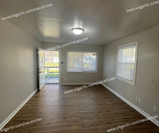 Building Photo - 3 Bedrooms • 1 Bathroom — Single-Family Home