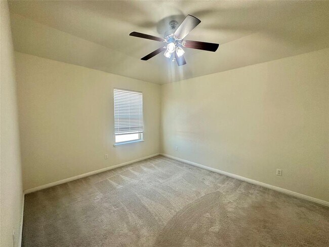Building Photo - 7211 Loggia Pl