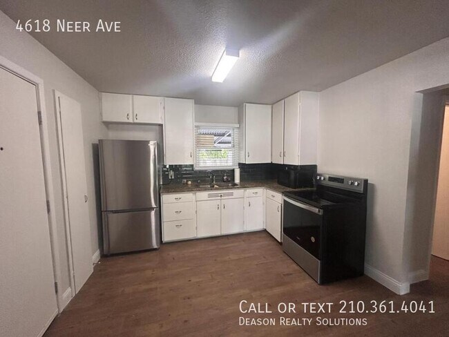 Building Photo - 4618 Neer Ave