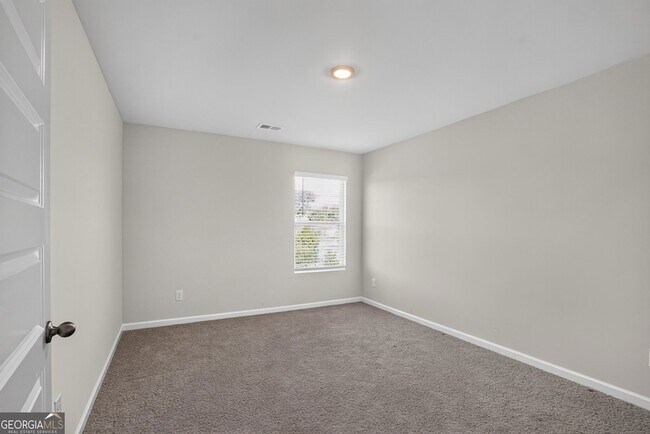 Building Photo - 11920 Aukerman Wy