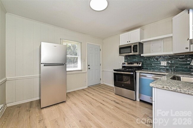 Building Photo - 306 E Hudson St