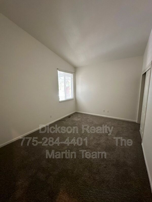 Building Photo - 2662 Pride Dr