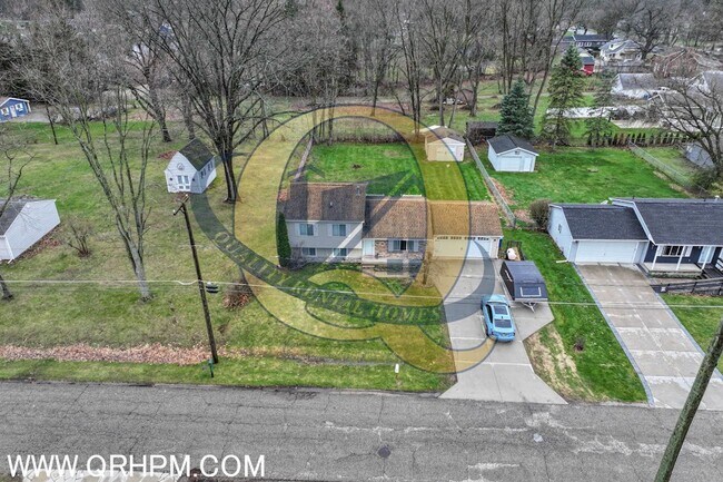 Building Photo - COMING SOON in Linden with Lake Access!!!