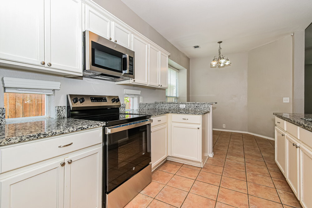 Building Photo - 309 Cobblestone Dr