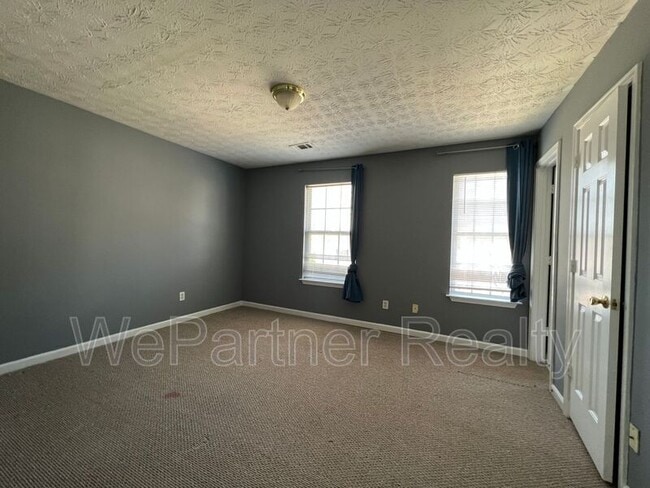 Building Photo - 1438 Vintage Pointe Dr
