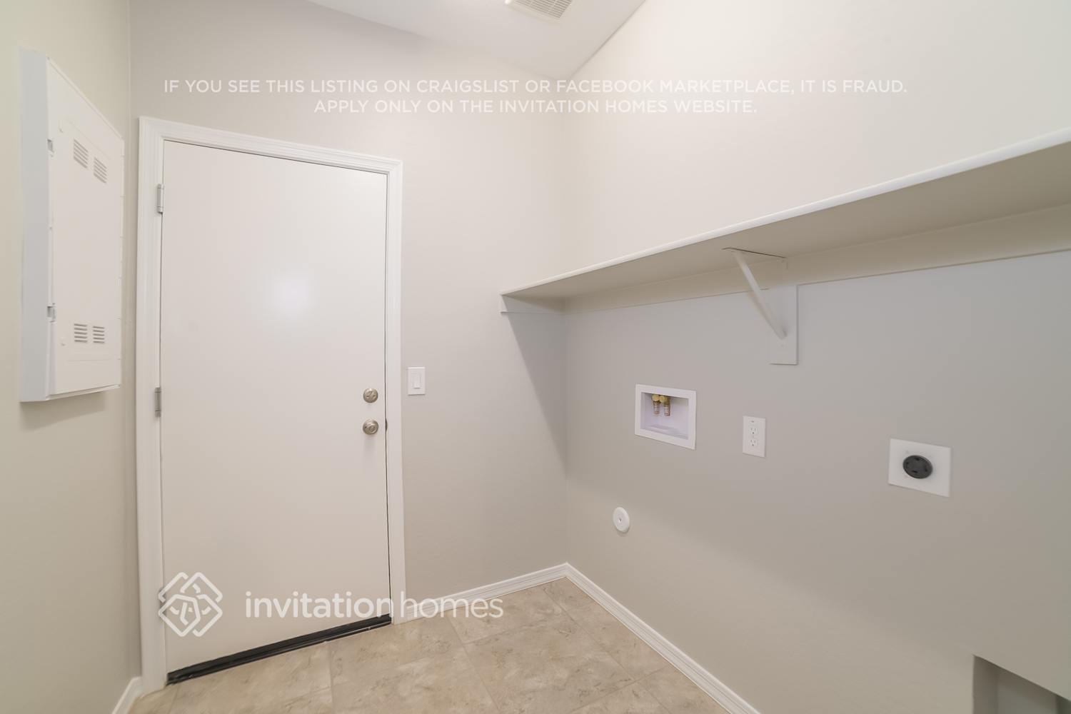 Building Photo - 7951 W Orange Dr