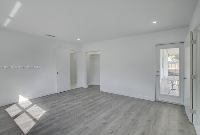 Building Photo - 1801 N 54th Ave