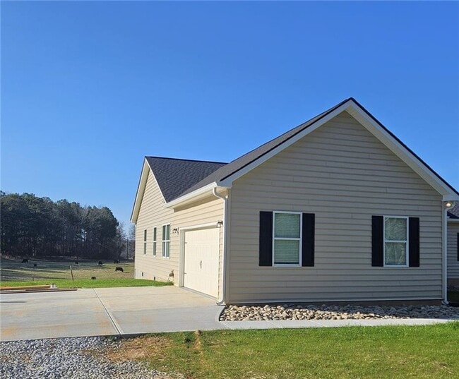 Building Photo - 201 Damascus Rd