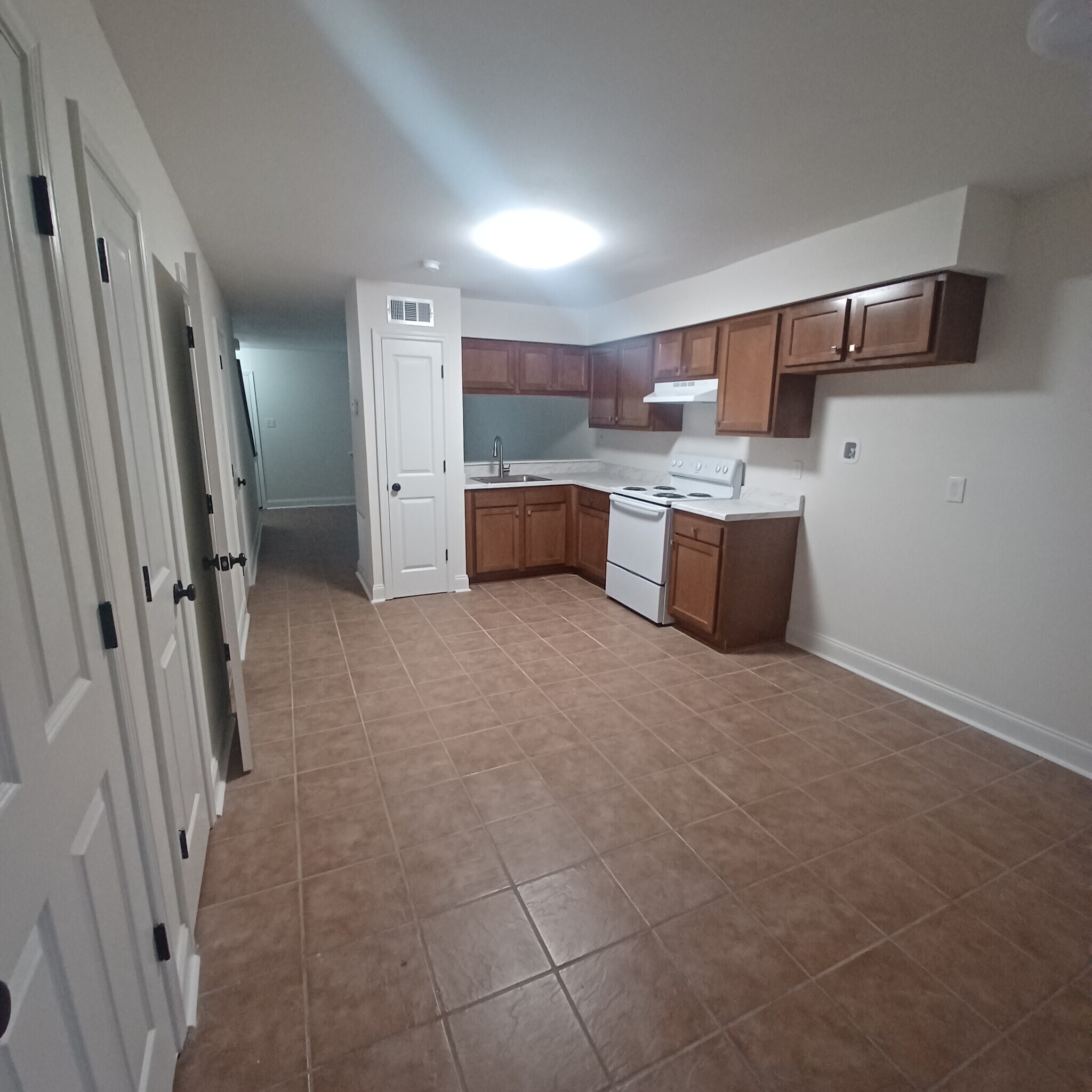 Building Photo - 8897 Richmond Dr