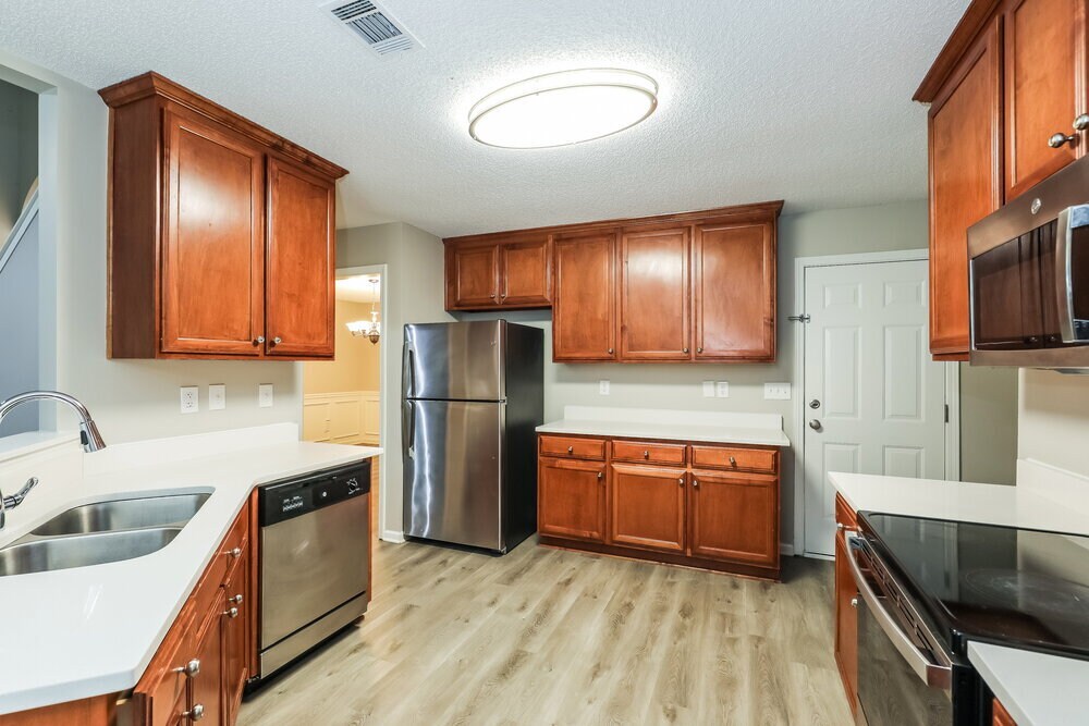 Building Photo - 859 Betsy Ross Trail