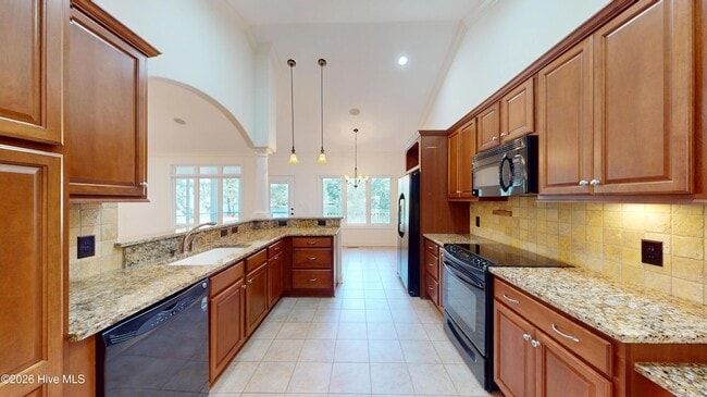 Building Photo - 110 Josephs Point