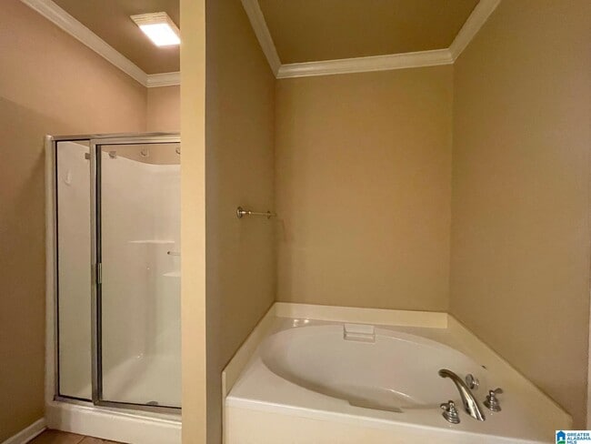 Building Photo - 1057 Inverness Cove Way