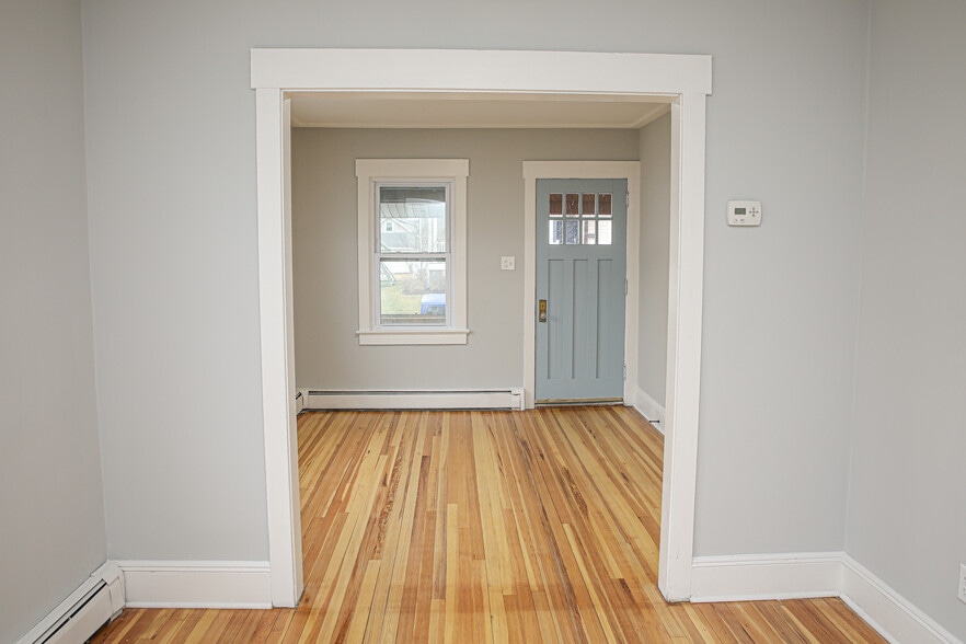 Building Photo - 1708 A St