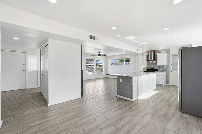 Building Photo - Pending/ Rented - Spacious 3-Bed, 2-Bath East Tucson Home with Large Yard & Open Layout