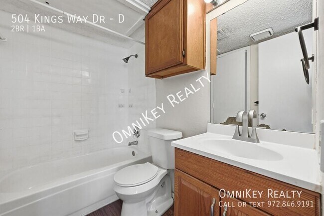 Building Photo - 504 Kings Way Dr