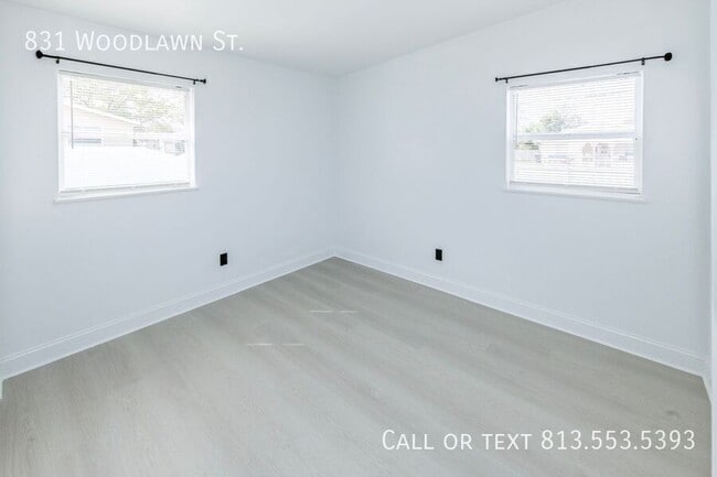 Building Photo - 831 Woodlawn St