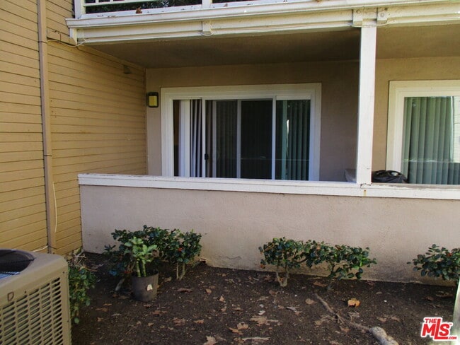 Building Photo - 3802 Dunford Ln