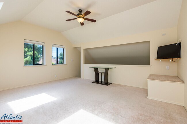 Building Photo - Lovely Townhouse | Resort-Style Community