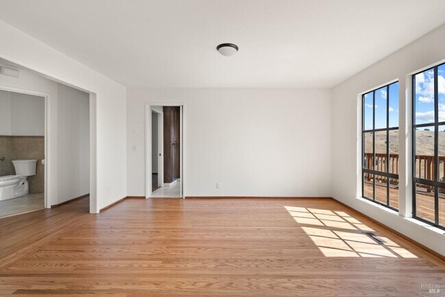 Building Photo - 45 Wimbledon Way