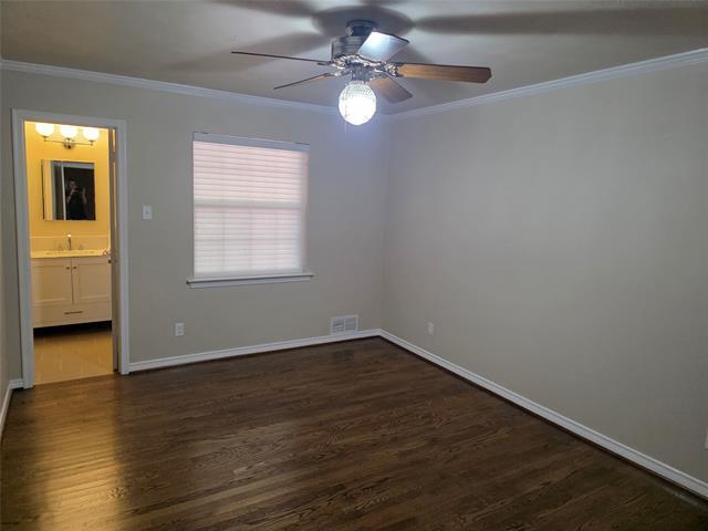 Building Photo - 9784 Maplehill Dr