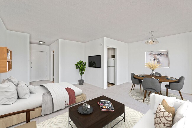 Building Photo - 23rd Floor Studio at The Willoughby Very C...