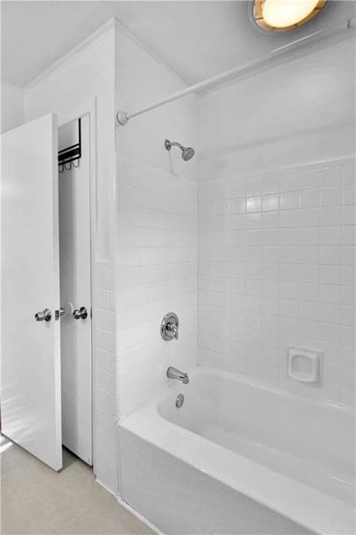 Building Photo - 2301 Echo Hills Cir NE