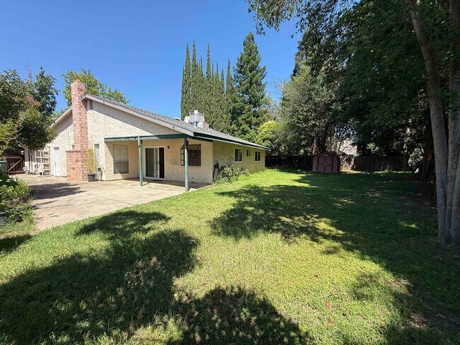 Building Photo - Great 3 Bedroom 2 Bath Home in Rancho Cordova